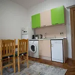 The Green Apartment In The Heart Of Old Sofia 1Bdr