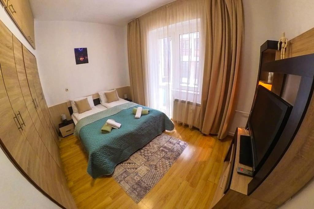The In The Heart Of Old 1bdr *
